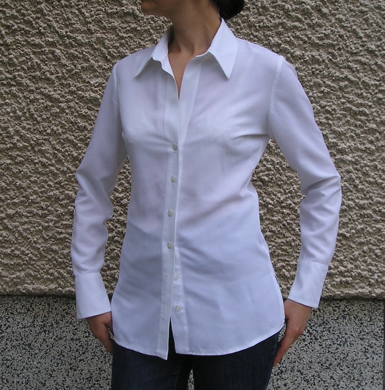 ON SALE Vintage 90s Oxford Button Shirt size XS-S