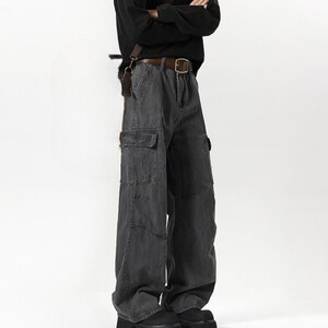 Wide Leg Pants | Baggy Loose Pocket Trousers | Daily Wear | Minimal Streetwear Style

Wide leg cargo pants with loose minimal streetwear style