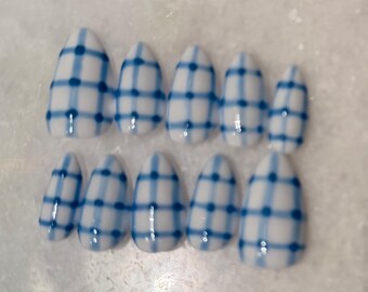 Picnic Plaid Press On Nails
