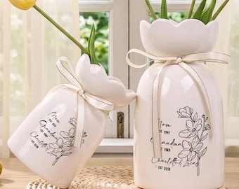 Personalized Name Grandma's Garden Flowers Vase,Customized Birth Day Ceramic Vase,Best Mother's Day Gift,Family Vase,Mom&Grandma's Gifts