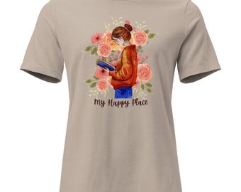 Camiseta "Mi lugar feliz", camiseta gráfica para amantes de los libros, camiseta de algodón de corte relajado.