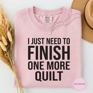 Chemise courtepointe de plus, t-shirt courtepointe drôle, cadeau courtepointe pour femme, chemise amateur de courtepointe, haut en patchwork, t-shirt cadeau courtepointe