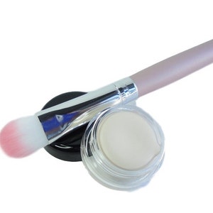 PRIMER -  Eye Shadow Primer-  Vegan - Ivory Concealer mineral makeup eyeshadow base  - cream - light weight- Natural
