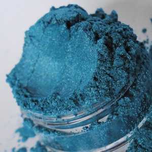 MISFIT |Turquoise Blue Eyeshadow | Vegan | Natural Shimmer | Luster | Mineral Make up | eyeliner | 5g Sifter Jar| Eye Shadow