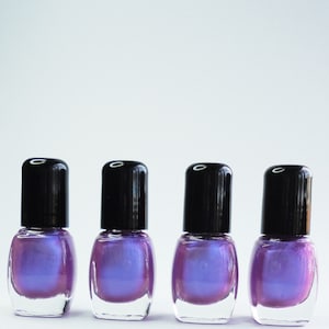 POSH - Lila Nagellack - Duo Chrom - Blau Violett -Vegan - Nägel - Frei von aggressiven Chemikalien - Indie Nagellack - Glänzend