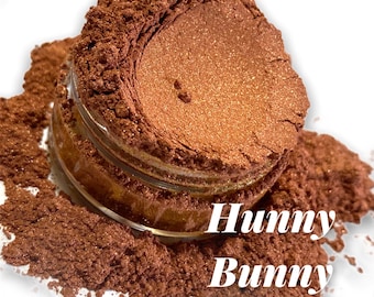 HUNNY BUNNY, Rose Copper Eyeshadow , Vegan, Metallic Mineral Makeup, Natural Ingredients, Pigmented, Eyeliner, Crush Cosmetics