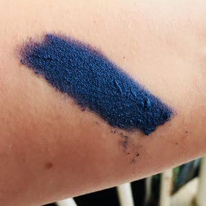 Shark Fin Dark Navy Blue Eyeshadow Shimmer Luster Vegan Mineral Makeup Smokey Eyeliner Eye Shadow 5g Jar zdjęcie 3