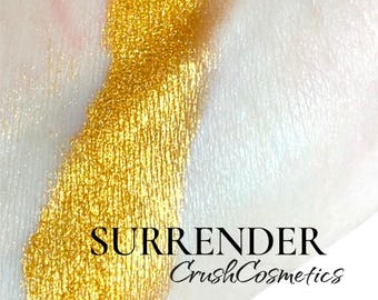 SURRENDER, Metallic Gold Eyeshadow, Metallic, Vegan,  Shimmer, Eyeliner, Natural Ingredients, Mineral Makeup, Pigmented, Crush Cosmetics