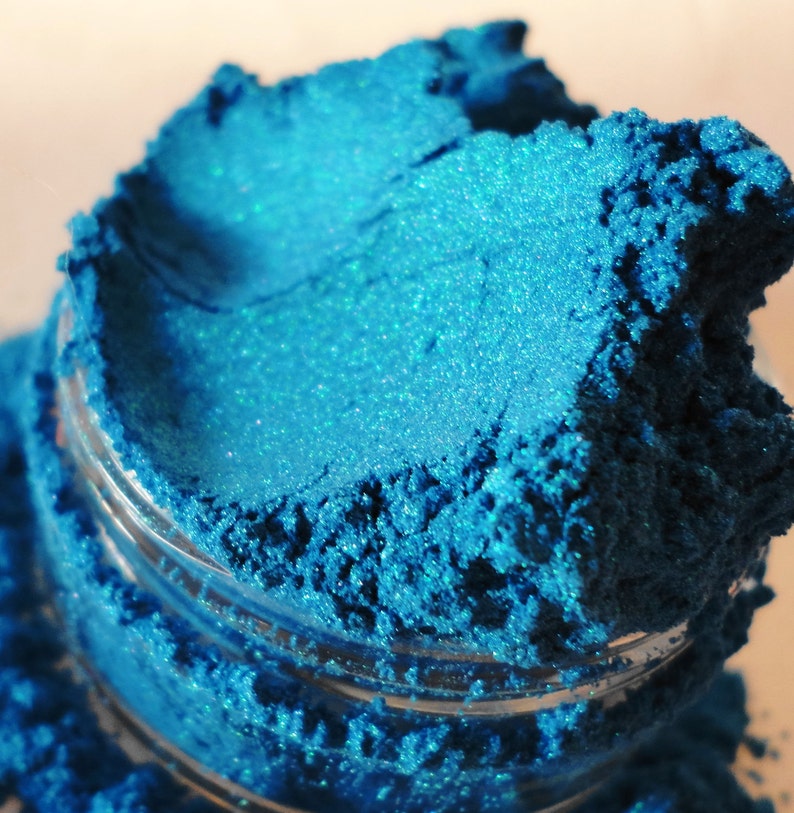 FEMME FATALE Blue Eyeshadow Peacock Blue Vegan Natural Shimmer Eyeliner Mineral Makeup Eye Shadow 10g Sifter jar image 1