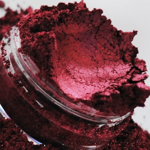SHAMELESS - Red  Eyeshadow Shimmer -Luster - Mineral Make up - eyeliner - Sifter Jar - cherry red- Eye shadow - Natural Organic Vegan