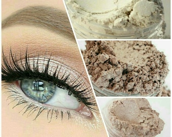 HIGHLIGHTER White Cream Pale Pinks Light Taupe Get this Look  Mineral eye shadow  sexy eyes mineral make up eyeshadow pink set