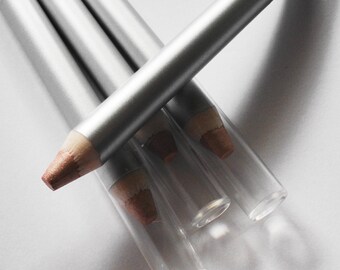 PIEZAS DE MUÑECA, Lápiz delineador de ojos rosa claro, Rosa pálido helado, Vegano, Maquillaje mineral, Sombra de ojos, Maquillaje natural, Pigmentado, Crush Cosmetics