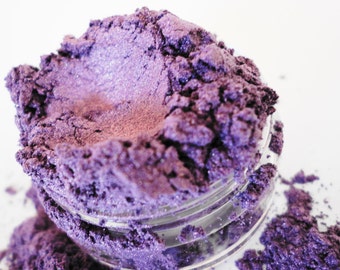 XOXO - Purple Violet - shimmer -  metallic eyeshadow - mineral makeup - duo chrome - periwinkle - Smokey eyes - Eye Shadow Vegan - 10 g Jar