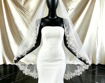 Romantic Rose Floral Lace Wedding Veil with Custom/Single Tier Embroidered Bridal Veil for Garden Ceremony
