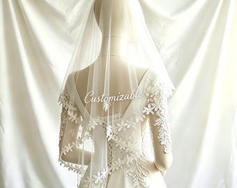 Personalized Daisy Petal Wedding Veil,Custom Two Tier Flower Lace Veil,Garden Wedding,Beach Wedding