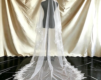 Boho Scalloped Lace Wedding Veil, Custom Embroidered Floral Cathedral Veil, Romantic Bridal Hair Piece
