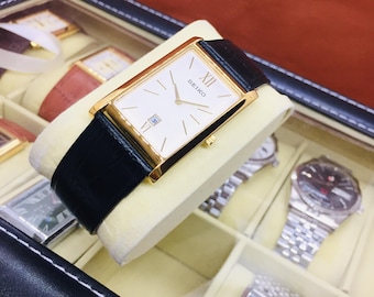 Vintage Seiko Tank Quartz: Date Window, Black Leather Belt, White & Golden, Wrist Watch