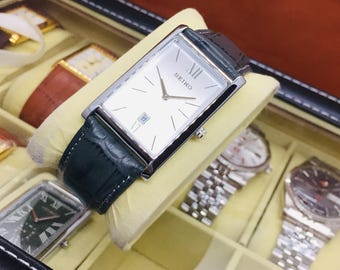 Vintage Seiko Tank Quartz: Silver Dial, Date Window, Grey Leather Belt, Wrist Watch