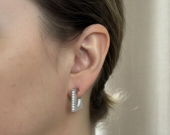 Modern Geometric Stainless Steel Earrings – Minimalist Square Hoop Design