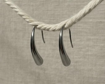Liquid Curve Drop Earrings - Minimalist Stainless Steel Contemporary Organic Jewelry 1 Inch