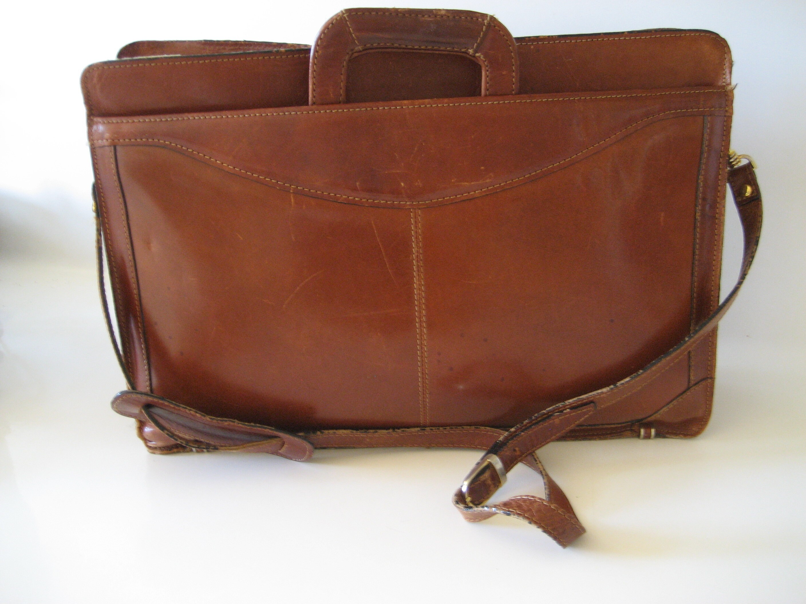 VINTAGE Distressed Leather Lawyer Briefcase Bag Etsy