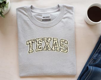 Camiseta con texto de camuflaje de Texas / Camiseta con orgullo estatal