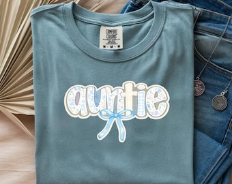 Camiseta con letras de burbuja de tía / Camiseta con lazo azul pastel