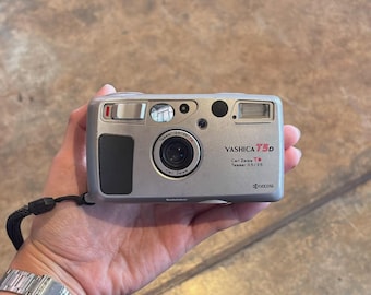 Yashica T5D Silber 35mm f/3.5 Carl Zeiss T