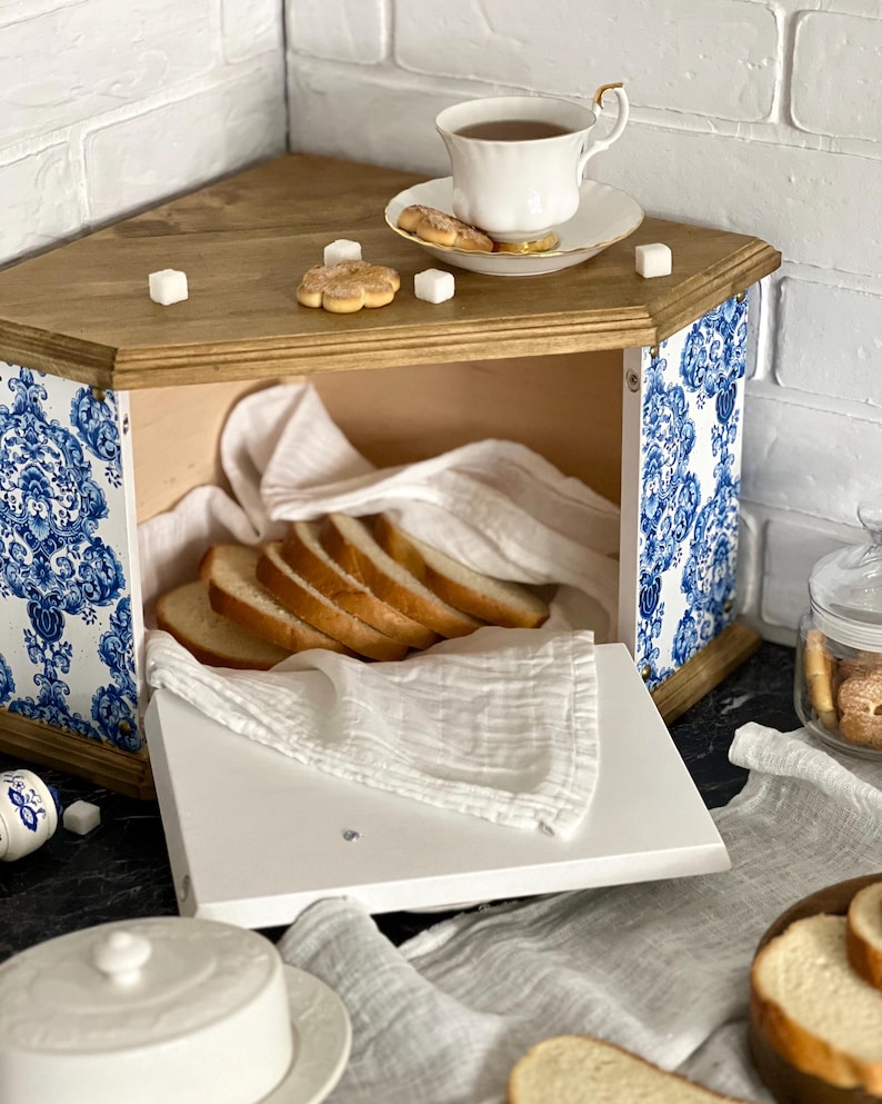 Corner Wooden Bread Box, Bread Storage Box, Farmhouse Kitchen, French Country, Cottagecore Decor, Gift for Family, Housewarming Gift image 11