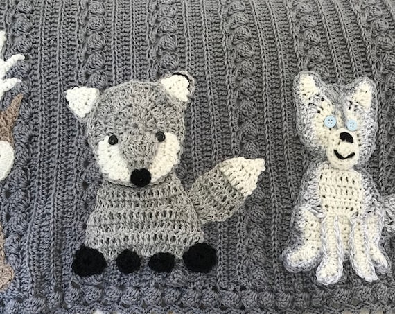 Crochet blanket,Husky dog,fox, deer,polar bear, Arctic baby animals custom nursery blanket,woodland theme,2 sizes,choose animals and colors