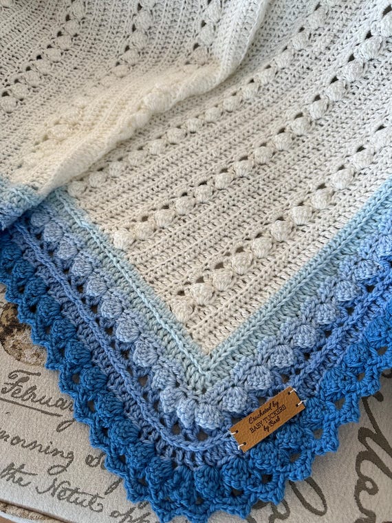 Crochet Baby Blanket: Off-White with Blue Edge - Baby Tuckers Design