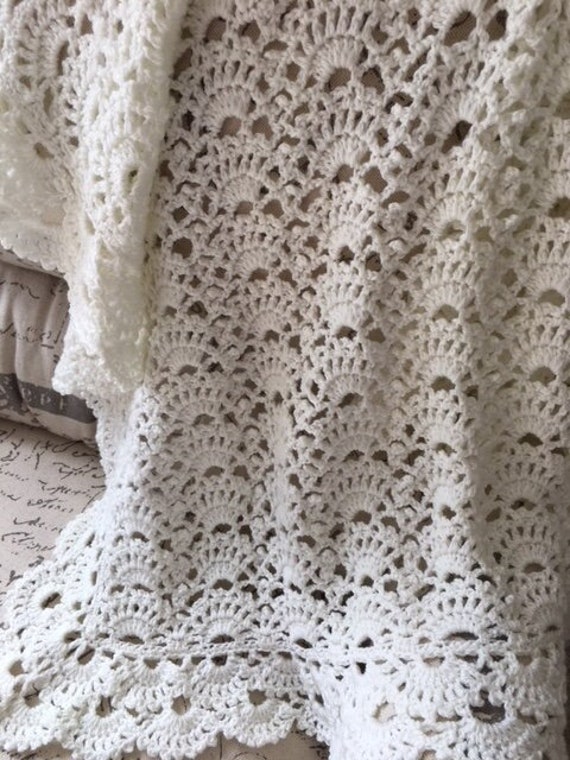Crochet Baby Blanket: White Fan Design, Soft Baby Yarn, Lace Edge