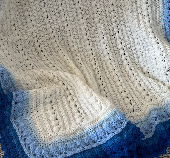 Crochet Baby Blanket: Off-White with Blue Edge - Baby Tuckers Design