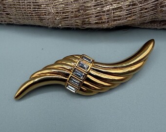 Vintage Gold Wave Brooch, Baguette Crystal Statement Pin, 1980s Retro Art Deco Ribbon Brooch
