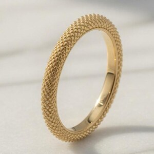 14K Gold Snakeskin Band Ring, Textured Python Scale Geometric Wedding Jewelry Gift For Her