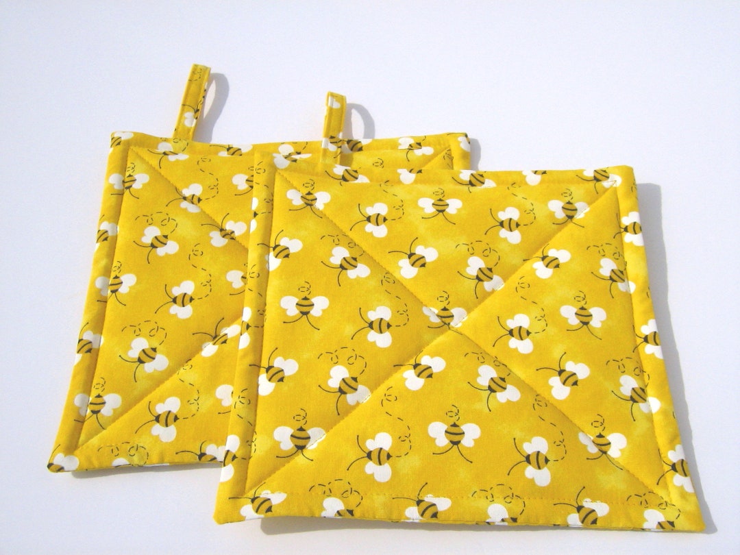 Yellow Bee Potholders, Quilted Hot Pads in Yellow, Black & White, USA