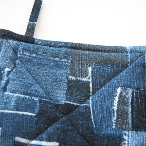 Faux Denim Potholders, Quilted Indigo Blue Patchwork Look Hot Pads, USA Handmade Housewarming, Hostess Gift image 4