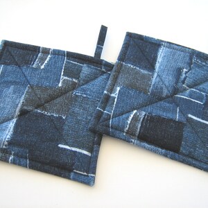Faux Denim Potholders, Quilted Indigo Blue Patchwork Look Hot Pads, USA Handmade Housewarming, Hostess Gift image 7