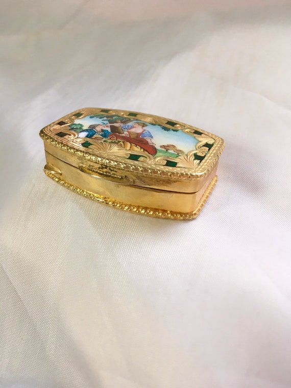 Antique Enamel Hand Painted Victorian Pillbox Italy Gem