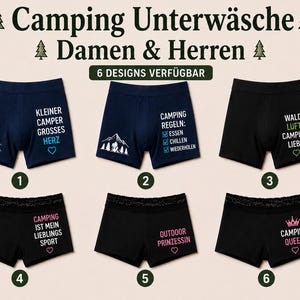 Könnte beinhalten: Sechs Unterwäsche-Modelle mit Camping-Motiven und Texten. Die obere Reihe zeigt dunkelblaue und schwarze Boxershorts mit Berg-Symbolen und deutschem Text. Die untere Reihe besteht aus schwarzen Slips mit Spitzenbund und pinkfarbenen Schriftzügen.