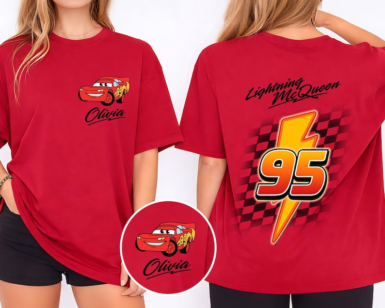 Pu&ograve; includere: Un set di tre tazze in ceramica con finitura opaca e macchiettata. Le tazze sono nei toni del crema, grigio chiaro e grigio scuro. Ogni tazza ha un design semplice e minimalista, perfetto per caff&egrave; o t&egrave;.