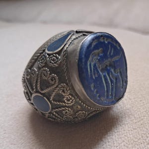 L'anello Monarch Khodam Djinn – Re Salomone: padronanza mentale, ricchezza, influenza e protezione