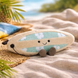 Summer Surfboard Plush Toy, Pet Interactive Doll, Cute Beach Scene Decoration, Kawaii Stuffed Animal Gift for Kids,Birthday Gift,Room Decor