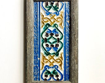 Fine Antique Hispano Moorish Arista Style Tile, Framed Spanish Islamic Moresco