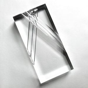 Large Alessio Tasca Acrylic Lucite Block Prism Sculpture, 1970s Italy Modernism