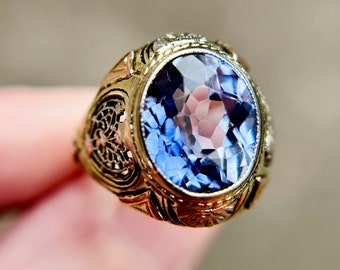 Antique Art Deco 14K Tricolor Gold Periwinkle Syn. Sapphire Ring Sz 5.75-6, 5.1g