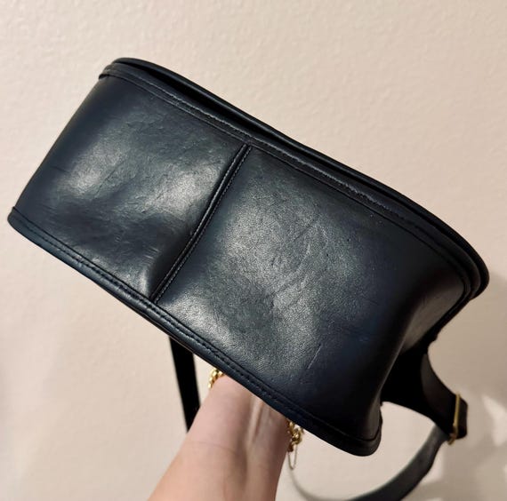 Vintage Coach NYC 9170 Classic Shoulder Bag in Black W/ Rarer HTF