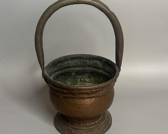 Vtg Antique Beaten Copper & Brass Ash Bucket / Coal Scuttle Hammered Patina