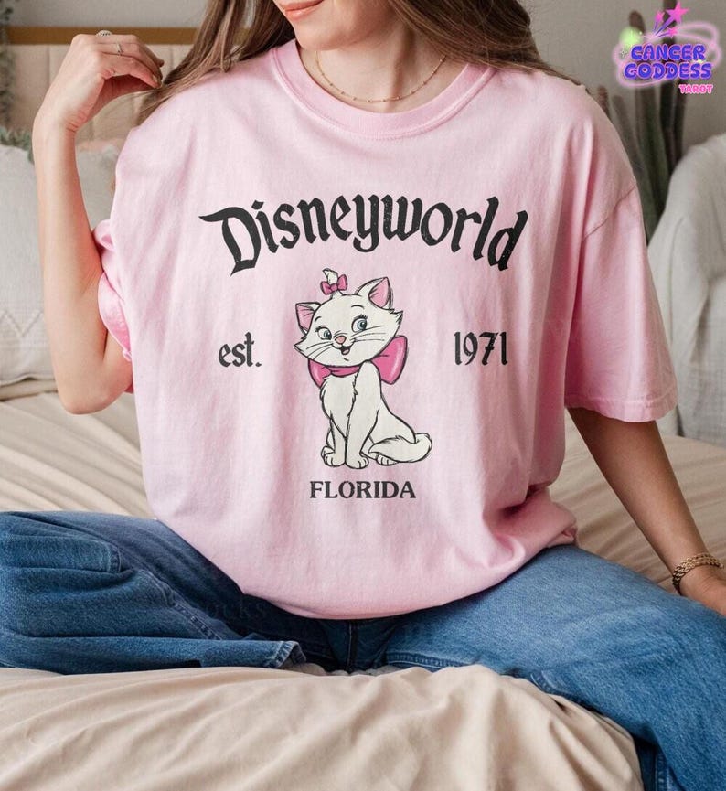 Camiseta retro de Disneyworld con todos los personajes, camiseta del viaje a Walt Disney World 2026, camisetas a juego para grupos de Disneyland, camiseta de Disney Mickey y sus amigos imagen 5