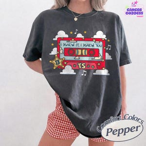 Camiseta "Lo sabía, te conocía" de Comfort Colors, camiseta de la amistad de Toy Story 5, camiseta de Jessie, camisetas a juego para la familia de Toy Story de Disneyland imagen 4